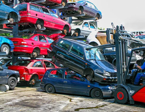 Autoverschrottung in Bergisch-Gladbach