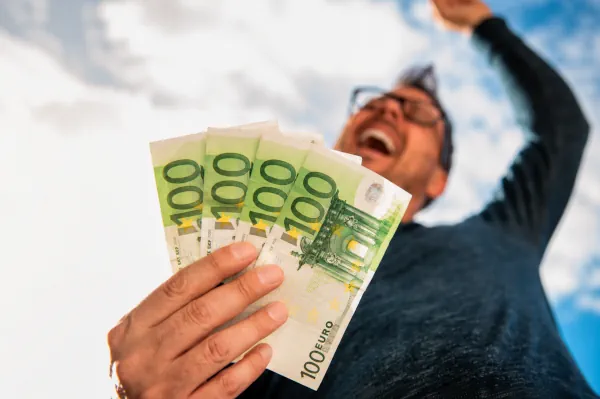 Autoverwertung in Bielefeld mit bis zu 400 Euro Restwert-Auszahlung